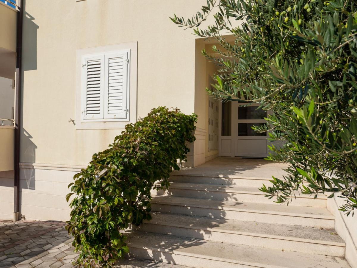 Apartment Ella Sea View Μπολ Εξωτερικό φωτογραφία